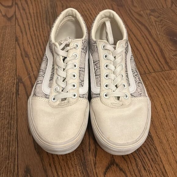 VANS WARD LO PLATFORM SNEAKER - WOMEN'S SIZE 7 - Picture 2 of 5